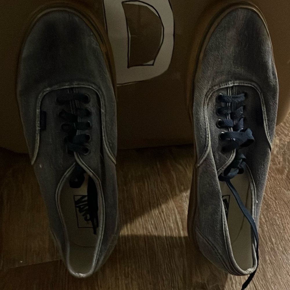 Men's VANS size 12 faded blue gene with gold bottoms used